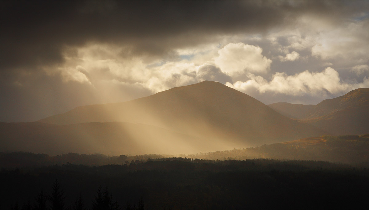 Troué au dessus de Glen Garry